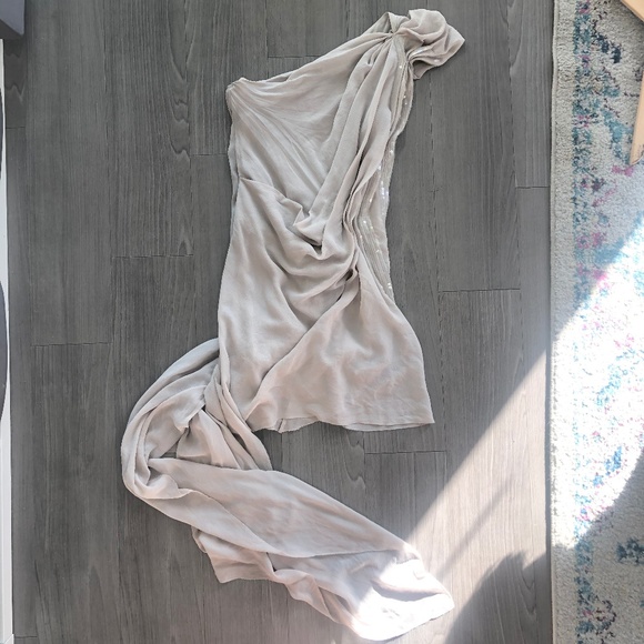 Max Studio Asymmetrical Cream Dress - Picture 2 of 7